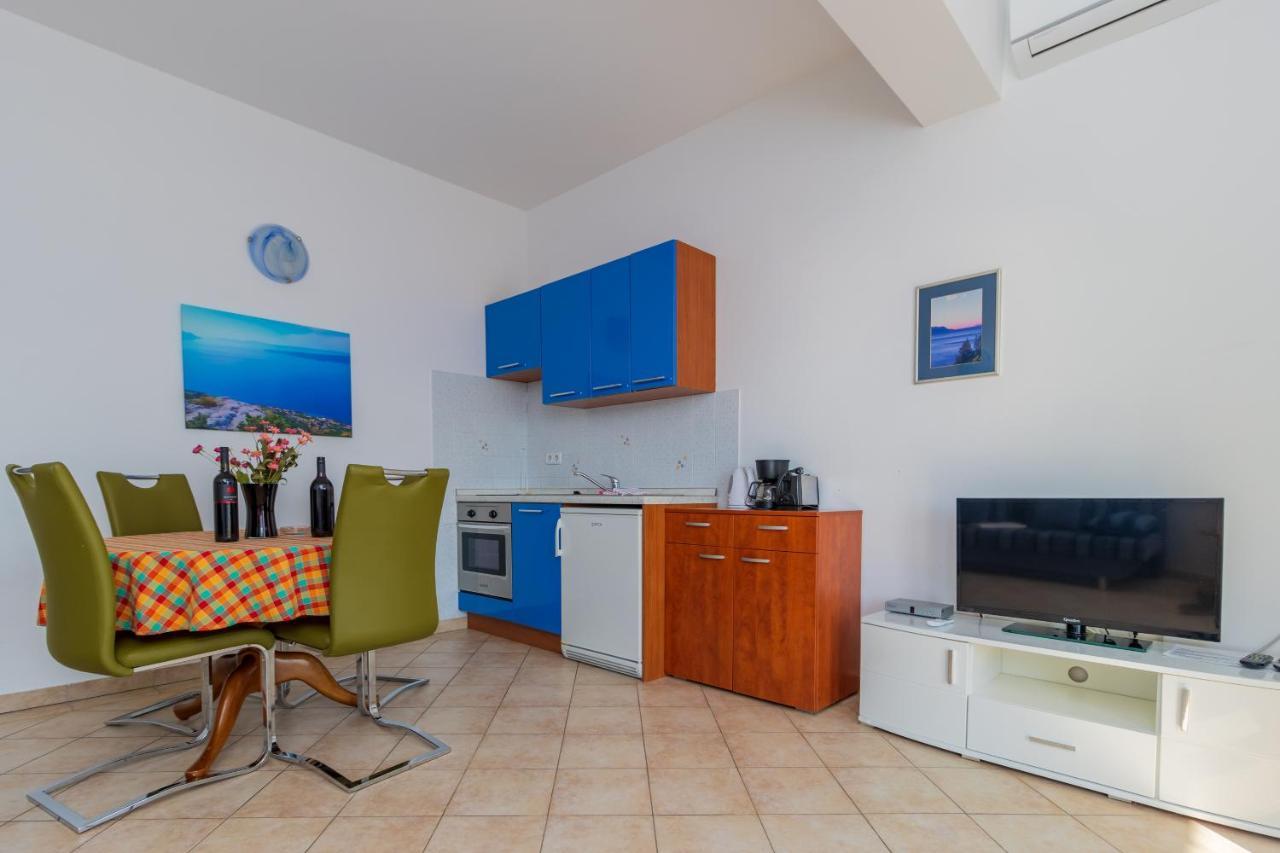 Apartments Villa Mandolina Marusici  エクステリア 写真