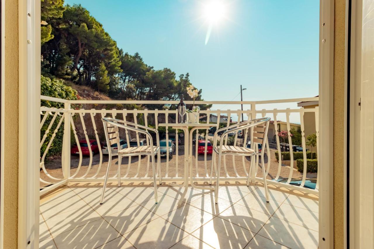 Apartments Villa Mandolina Marusici  エクステリア 写真